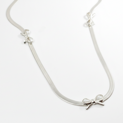 Bow Necklace