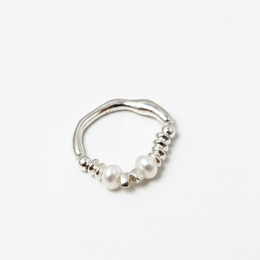 Bow Beaded Ring
